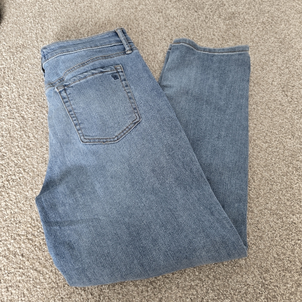 Jessica Simpson Women's Straight Leg Jeans in Light Blue Wash